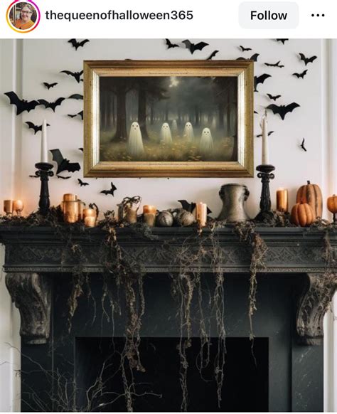 Pin by Sarita on c e l e b r a t e | Halloween mantel decor, Halloween ...
