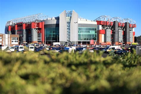 Man Utd appoint group who designed Wembley Stadium and incredible World Cup arena to develop Old ...