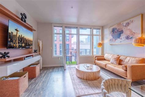 Downtown Seattle Holiday Rentals & Homes - Seattle, WA | Airbnb