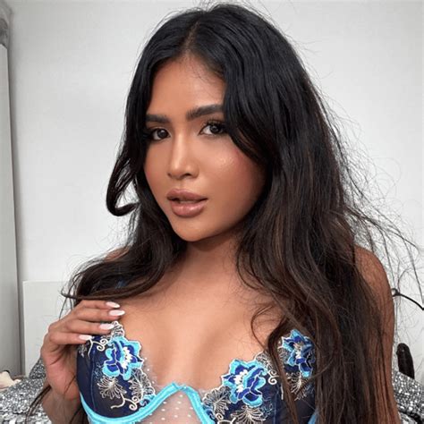 nnahmoore OF LEAKS | Dopple.ai