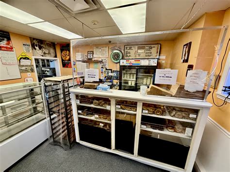 Off On A Tangent: Where to Eat at Chelsea Mass District Court