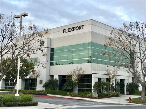 Building Signage Advertisement Sample 的图像结果