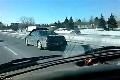 Getting Head On Freeway 的图像结果