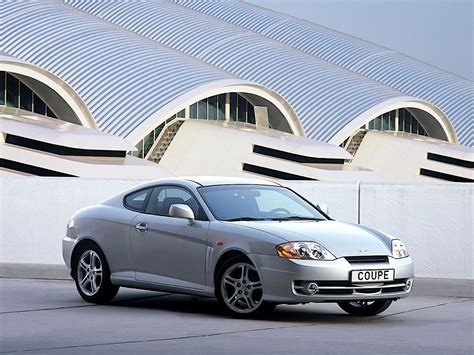 HYUNDAI Coupe / Tiburon Specs, Performance & Photos - 2001, 2002, 2003, 2004 - autoevolution