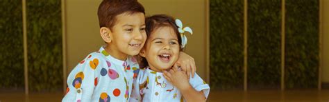 Organic, Sustainable & Luxe Baby & Kids Gift Sets, Clothing & Toys – DULAAR