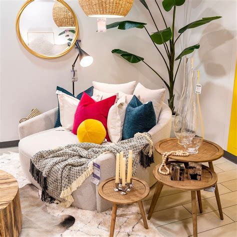 Nebraska Furniture Mart Coffee Tables