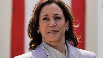 Kamala Harris to tour blood-stained building where 2018 Florida school ...