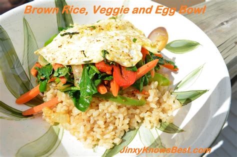 Jinxy Knows Best: Vegetarian Recipe: Brown Rice, Veggie and Egg Bowl