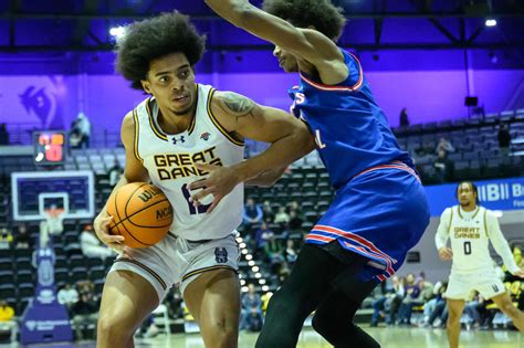 Shooting woes cost UAlbany basketball against UMass Lowell