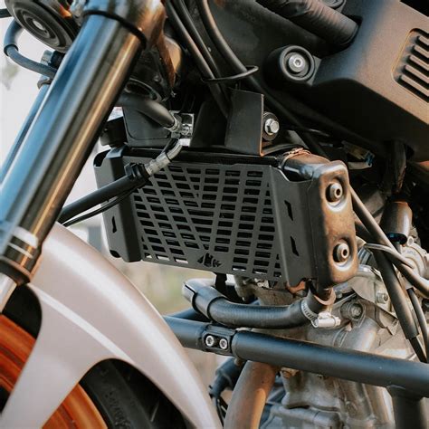 Legundary YAMAHA XSR 155 VECTOR RADIAOTR GRILL BLACK | Bandidos pitstop