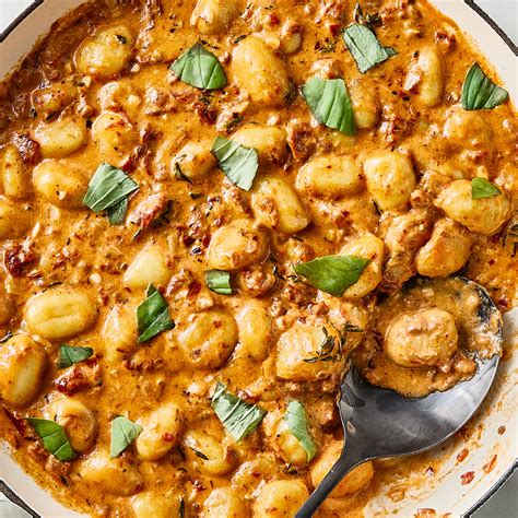 19 Cozy Fall Pasta Recipes That Come Together In Just One Pot