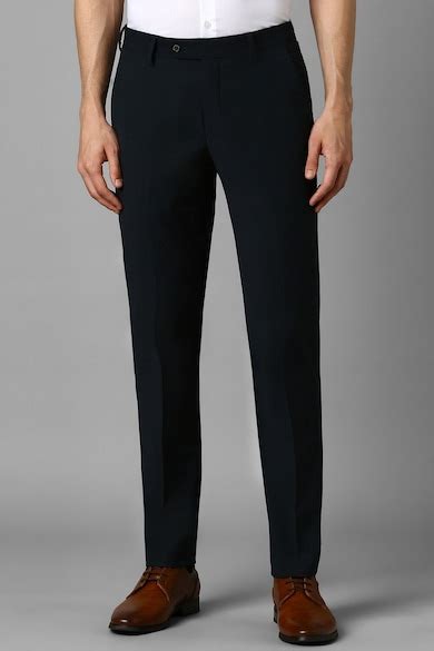 Buy Men Green Super Slim Fit Textured Flat Front Formal Trousers Online ...