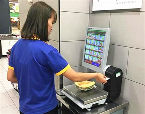 西安永辉超市引入自助称果蔬不用排队称重_联商网