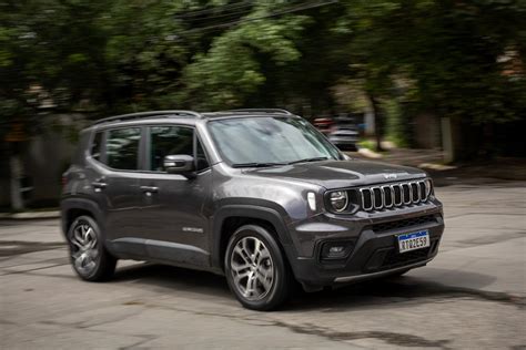 Tracker RS x Renegade Longitude: SUVs de personalidade. Qual é melhor?