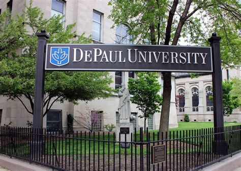 Informações sobre DePaul University nos Estados Unidos Estados Unidos