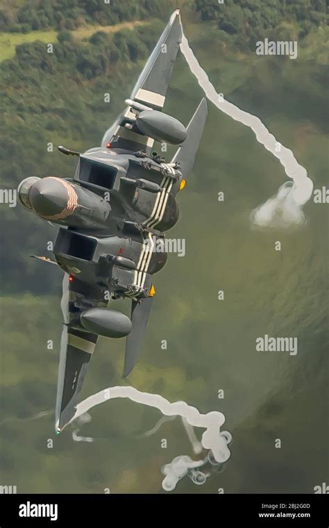 Mach Loop Planes 的图像结果