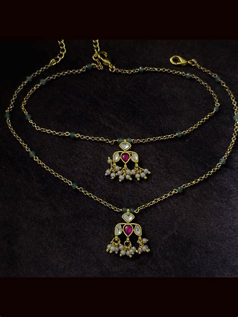 Paachi kundan anklet with four leaf flower tukdi and green beads in ch ...