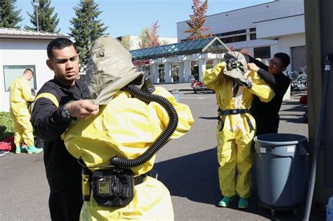 Madigan staff prepare for patient decon | Article | The United States Army