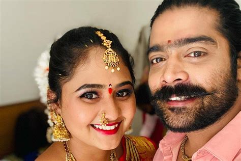 Singer Revanth: పెళ్లి కొడుకైన సింగర్ రేవంత్.. ఎంగేజ్‌మెంట్ ఫోటోలు ...
