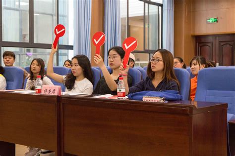 “贵州大学留学生第三届国际汉语文化节之汉字听写大赛”顺利举行
