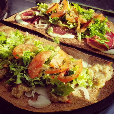 Au P’tit Grec — The Ink Collective