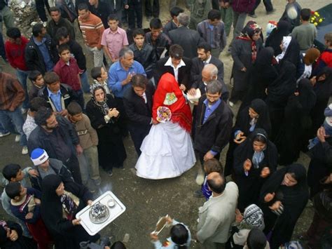 Persian Culture | 20 Iranian Customs and Traditions in Malayer