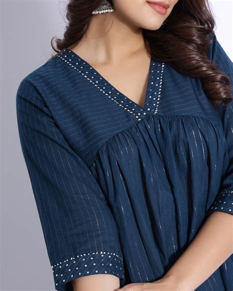 Awa Lurex Suit – kurtawala.com