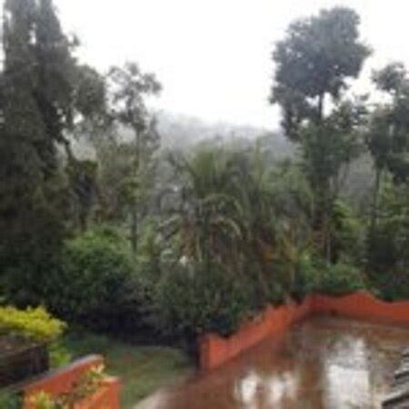 SARDAR BAHADUR'S HERITAGE BUNGALOW (Kodagu (Coorg)/Napoklu) - Hotel ...