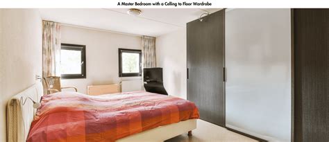 Aarpit Jaiswal 3 bhk flat interior design | Skf Contractor