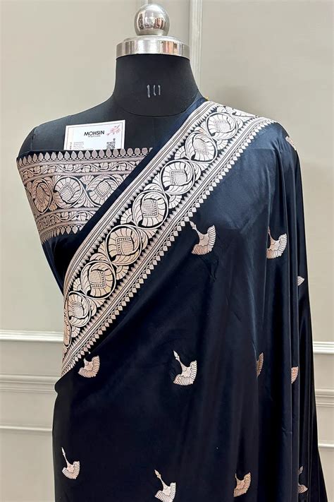 Black Jellyfish Buti Katan Silk Banarasi Saree – Mohsin Textiles
