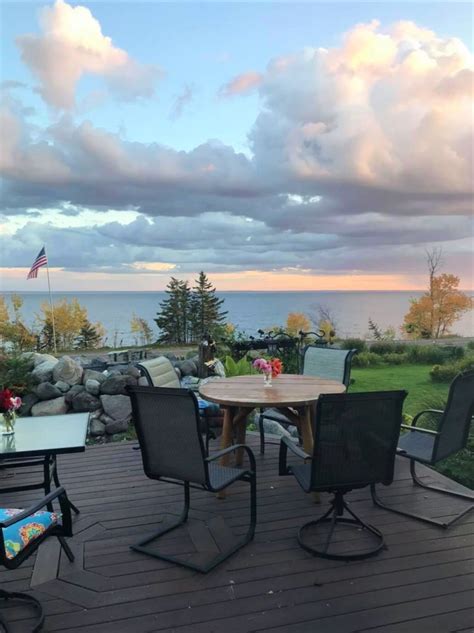 The Inn on Gitche Gumee - Lake Superior Circle Tour