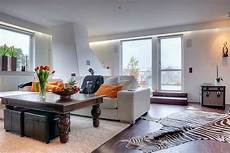 Spacious Penthouse And Carefully Compartmentalized by Spacious Penthouse And Carefully Compartmentalized Spacious Penthouse And Carefully Compartmentalized