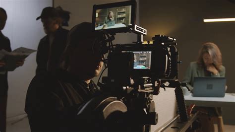 Backstage Interview Shot 的图像结果