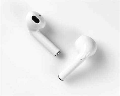 3 Affordable Alternatives To AirPods | Femina.in