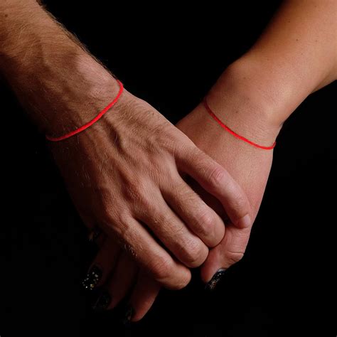 Red String Bracelet 的图像结果