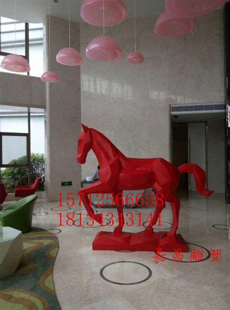 玻璃钢马雕塑彩绘马金色马雕塑树脂马玻璃钢大马雕塑大型马摆件_顺鑫雕塑