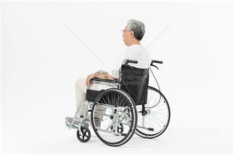 坐轮椅的老人高清图片下载-正版图片501615897-摄图网