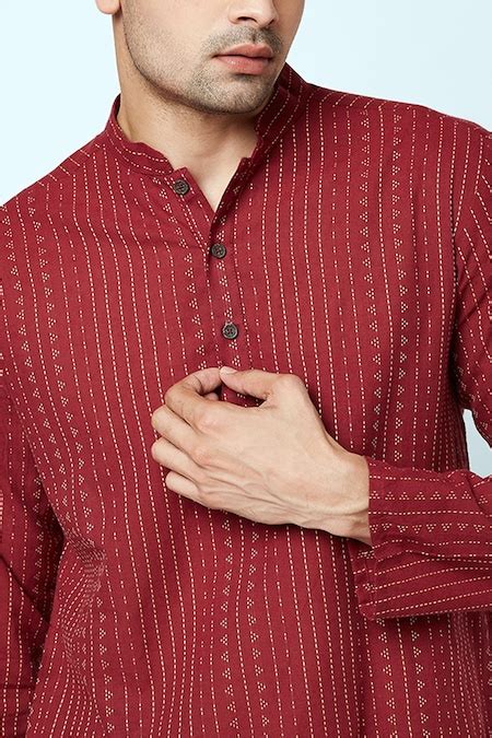 Maroon Self Design Calf Length Casual Men Regular Fit Kurtas - Selling ...