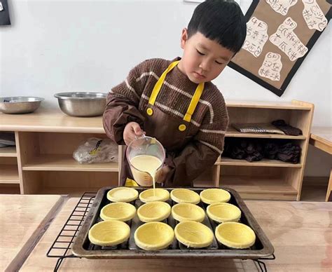 烘焙师一个月多少钱，烘焙师工资多少一个月_学烘焙_陕西新东方烹饪学校