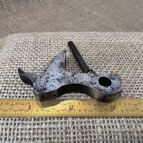 Winchester Model 71 Hammer, Serrated, w/ Guide Rod - (Poor - Fair ...