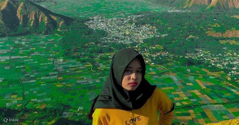 Sembalun Village, Mangku Sakti Waterfall, and Strawberry Picking Trip ...