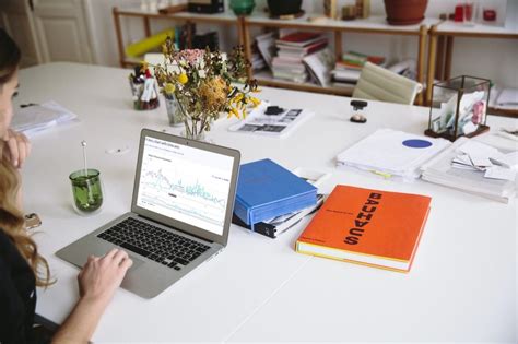 Line Graph in Data Visualization Examples 的图像结果