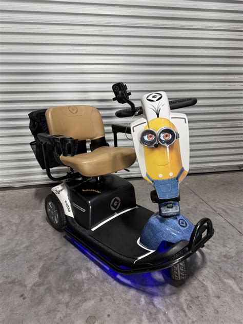Henchman Scooter Capacity 400 lbs Rental