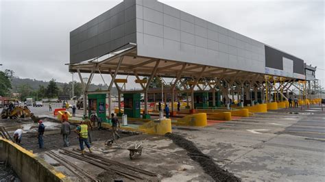 ¿Además de la gasolina, Petro subirá precios de peajes que congeló a ...