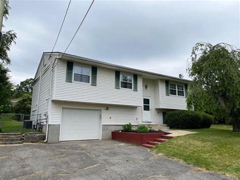 121 Indian Trail, Maybrook, NY 12543 | Homes.com