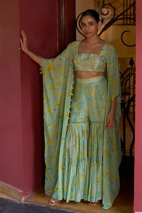 Azure Cape Set - Elahe