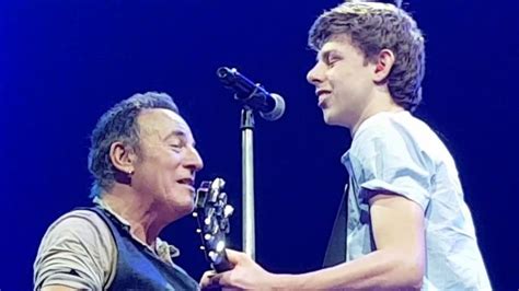 Bruce Springsteen Growing Up 的图像结果