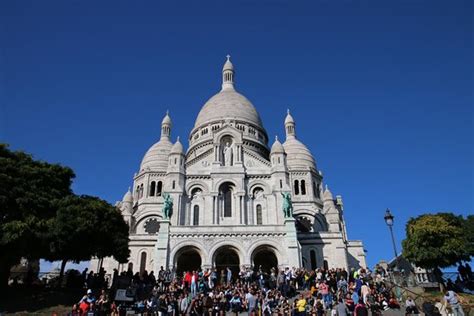 Great tour guide and great way to begin a visit to Paris! - Reviews ...