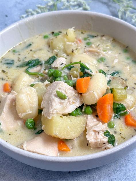 Easy Creamy Chicken Gnocchi Soup (One Pot Meal!) - Cup of Yum