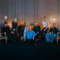 HOSANNA (Lyrics in English) - Hillsong Worship